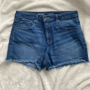 High Rise denim shorts